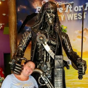 Meet your Posher, Cherie